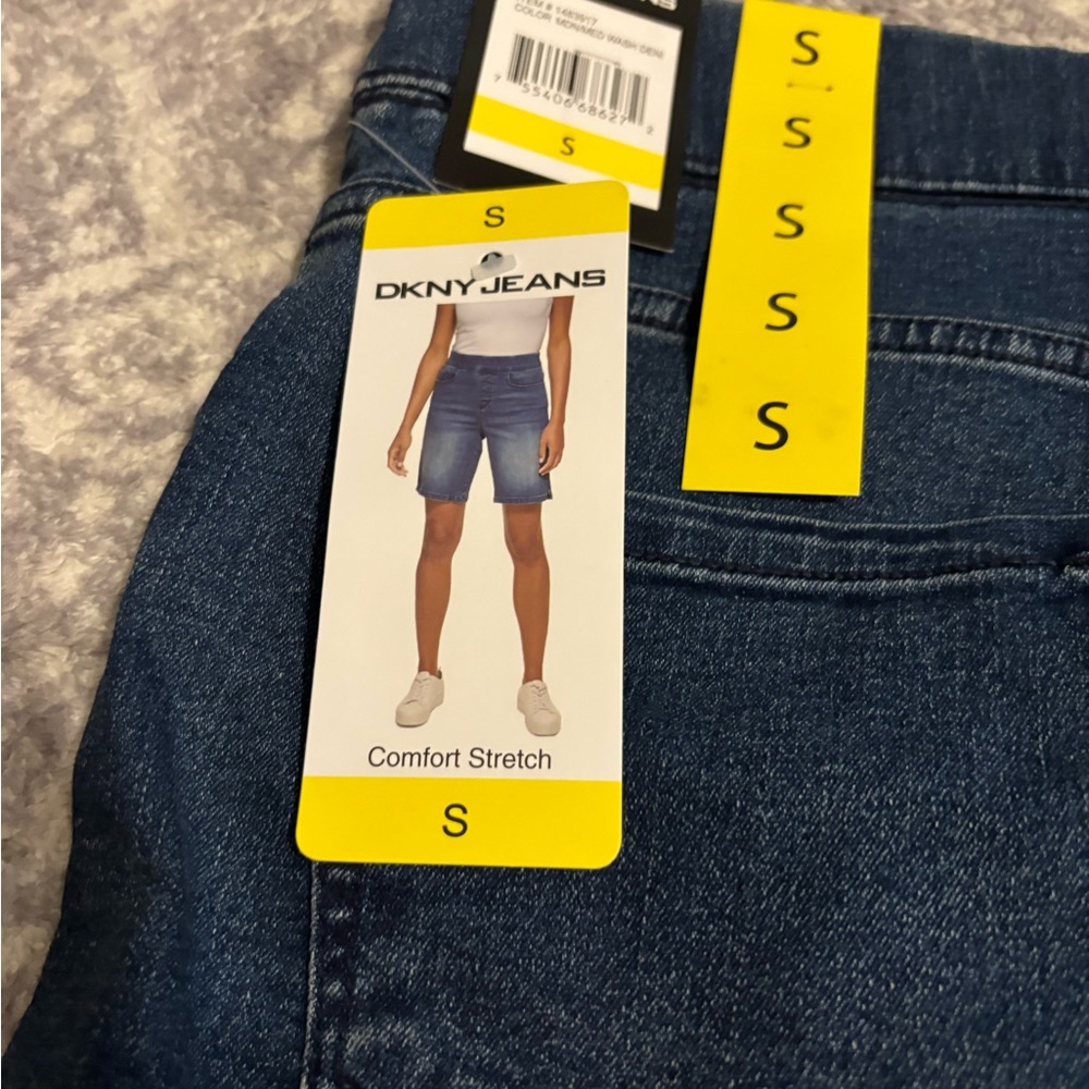 DKNY Dark Blue Jeans pull-on shorts size small — NWT - Picture 4 of 4